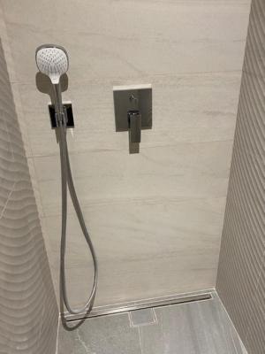 Douche à l'italienne